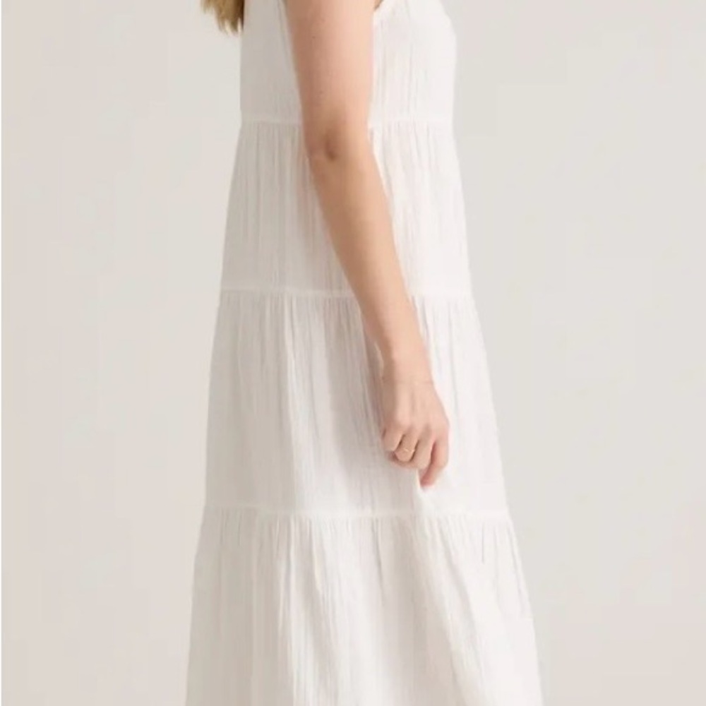 Women's Quince White V-Neck Tiered Maxi Dress - Lightweight Summer Style - Picture 2 of 6